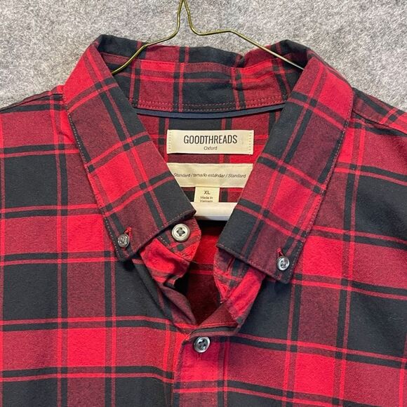 GOODTHREADS Button Down Shirt Men's XL Black Red Buffalo Plaid Oxford Standard - Picture 3 of 16